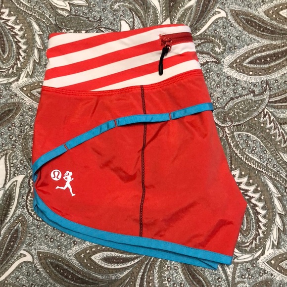 lululemon athletica Pants - Lululemon Size 4 SW 12’ Fearless Red Speed Shorts